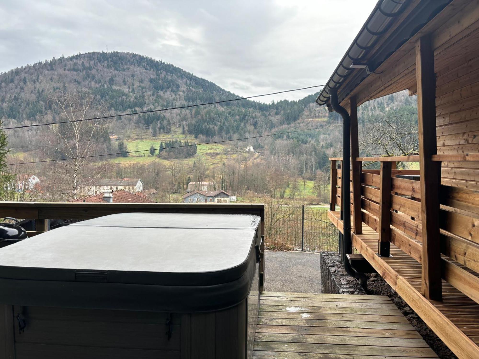 Chalet Du Faubourg & Jacuzzi, Proximite Gerardmer & La Bresse Rochesson Exteriér fotografie