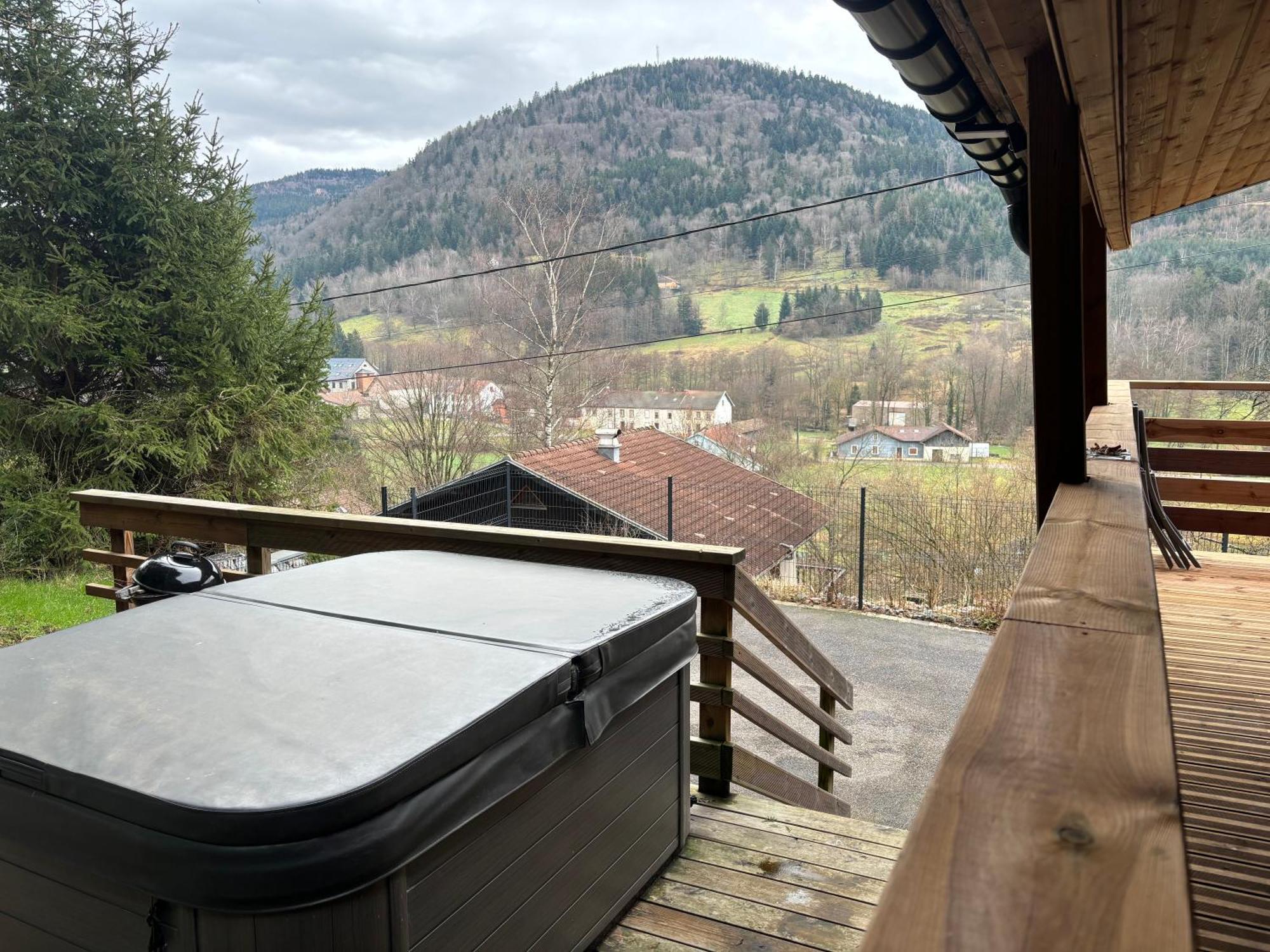 Chalet Du Faubourg & Jacuzzi, Proximite Gerardmer & La Bresse Rochesson Exteriér fotografie