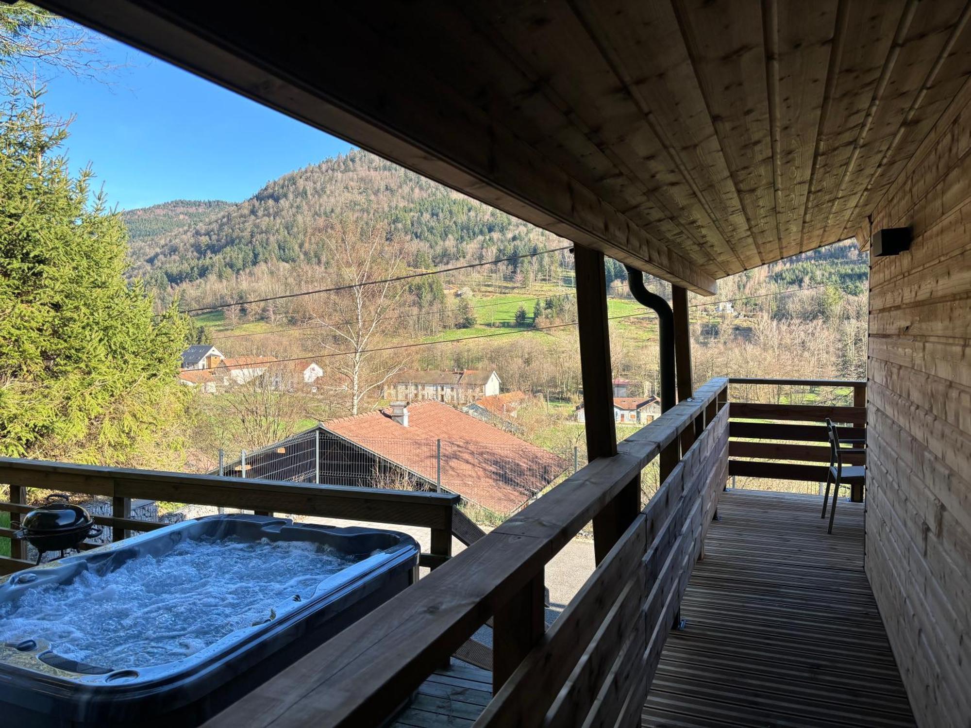 Chalet Du Faubourg & Jacuzzi, Proximite Gerardmer & La Bresse Rochesson Exteriér fotografie